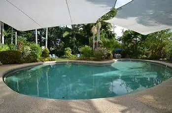 Aparthotel Roydon Beachfront Apartments Trinity Beach